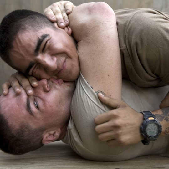 Vice Media remarks on Tim Hetherington, conflict and masculinity 
